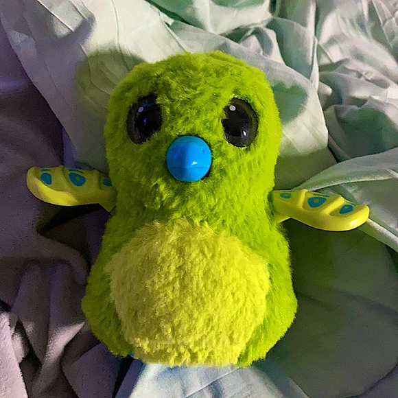 Green Hatchimal - Picture 1 of 1